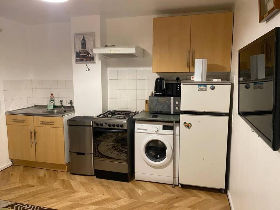 2 Bedroom Flat Camberwell Grove Londres Exterior foto